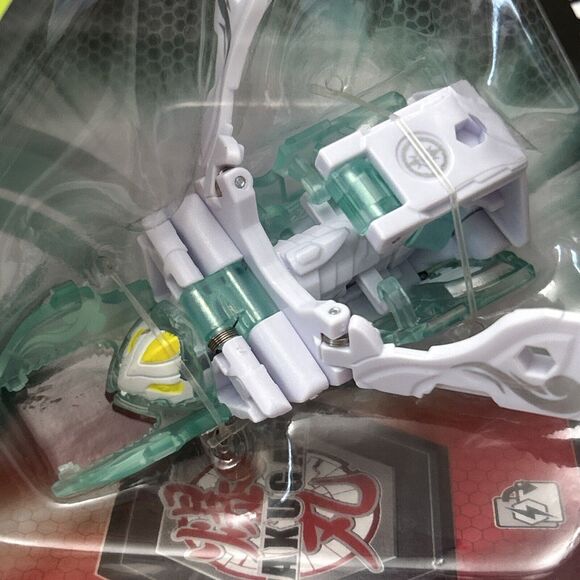 Bakugan Evolutions Geogan SWARMER , Collectible Action Figure with Trading Cards - Picture 4 of 10